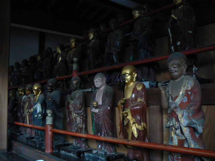 2007/3/31【神奈川県小田原花見】幽邃の長興山しだれ桜と玉宝寺五百羅漢【春日局の小田原墓】_b0116271_21571483.jpg