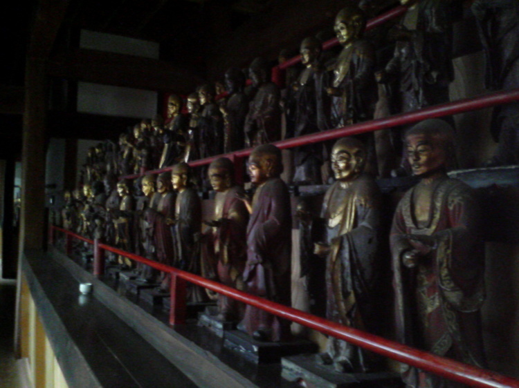 2007/3/31【神奈川県小田原花見】幽邃の長興山しだれ桜と玉宝寺五百羅漢【春日局の小田原墓】_b0116271_22060551.jpg