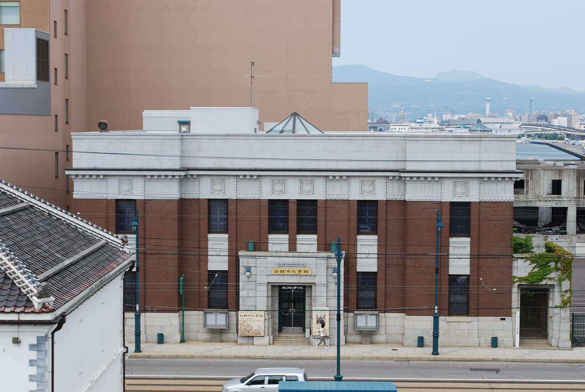 函館市末広町の函館市文学館(函館の建築再見2021)_f0142606_17233253.jpg