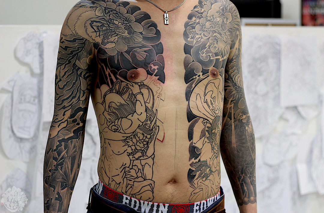胸割り 風神雷神 彩躯術三十六房 Chamber36tattoostudio