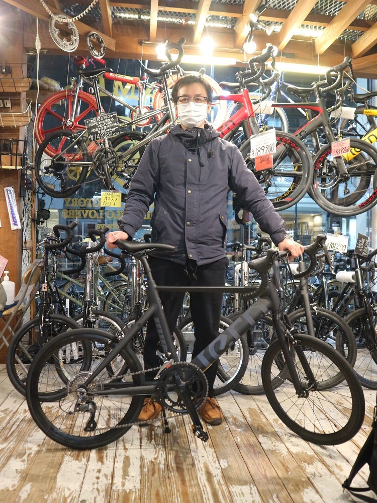 2月26日 渋谷 原宿 の自転車屋 FLAME bike前です_e0188759_19060999.jpg