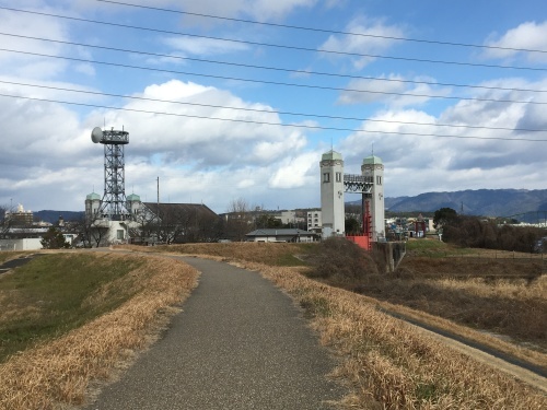 東海道歩き５７次②藤の森から八幡まで_b0228416_13104957.jpg