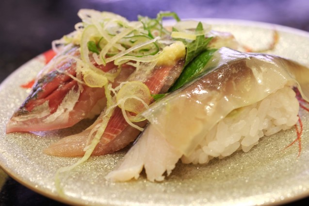 金沢の回転ずし・・・なめたらいかんぜよ!_d0377645_22385676.jpg