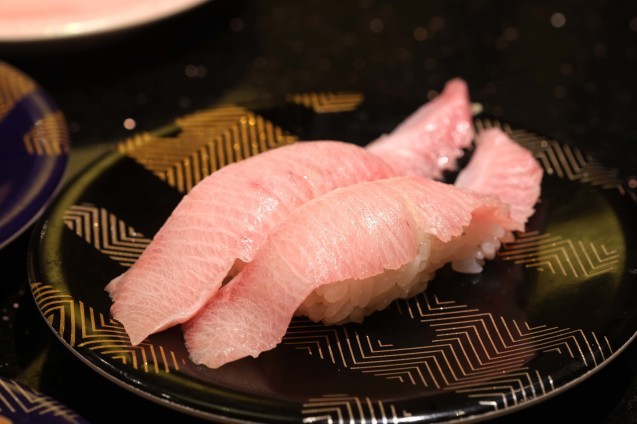 金沢の回転ずし・・・なめたらいかんぜよ!_d0377645_22393232.jpg
