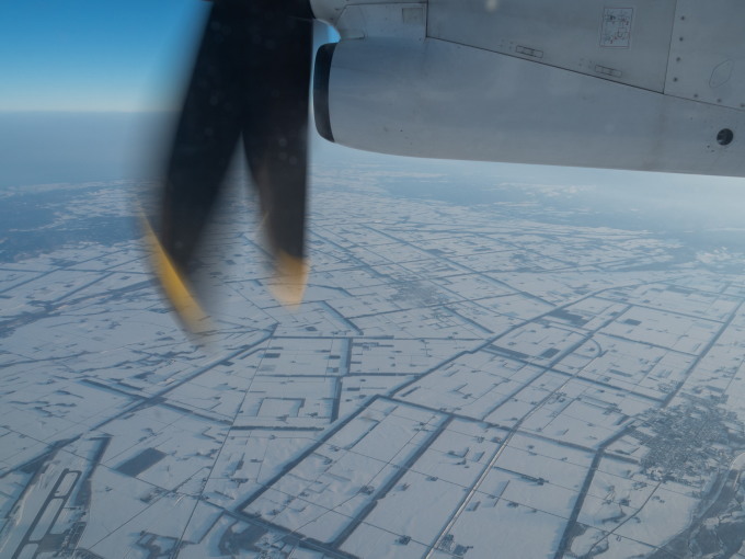 空から中札内村を眺めながら・・釧路から飛行機で札幌へ_f0276498_23380475.jpg