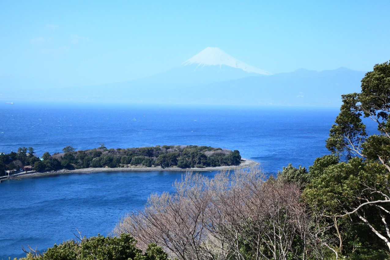 春の海 ひねもすのたりのたりかな 季節の風 春の海 ひねもすのたりのたりかな 季節の風