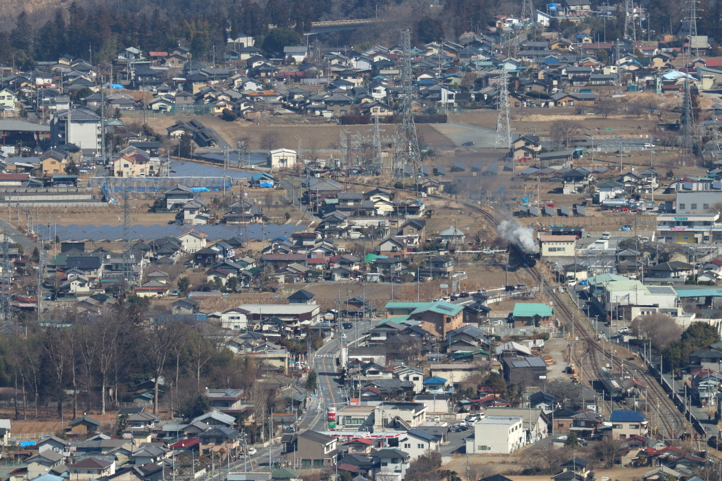 住宅の中の白煙　- 秩父鉄道・2021年冬 -_b0190710_19564364.jpg