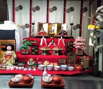 もうすぐ雛祭り(岡)_f0354314_21400076.jpg