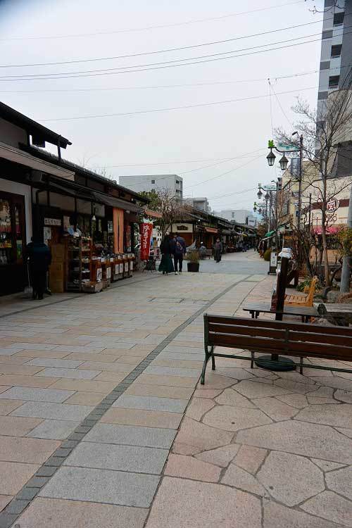【(長野グルメ)松本市「深酒」・・・松本城近くにある日本酒専門居酒屋!!】_a0005436_11120940.jpg
