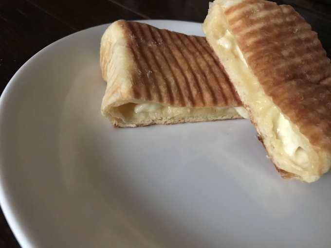 ピロシキを作ってみた 糸巻きパレットガーデン