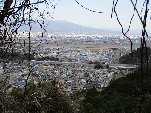 富士山・富士川・富士市街地を見下ろす絶景を期待したが… 工事中でダメだった野田山健康緑地公園キャンプ場_f0141310_07490228.jpg