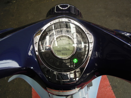 C125様の中古車案内?ですやん!_f0056935_18122366.jpg