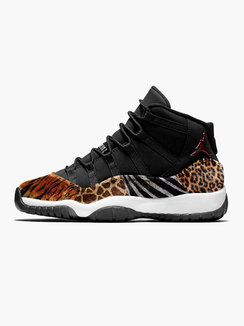 WMNS AIR JORDAN 11 RETRO。_d0168411_20584221.jpg