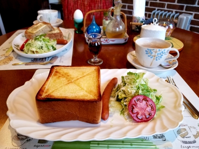 カフェ春木 厚切りトーストのモーニング ぴきょログ 軽井沢でぐーたら生活 カフェ春木 厚切りトーストのモーニング ぴきょログ 軽井沢でぐーたら生活
