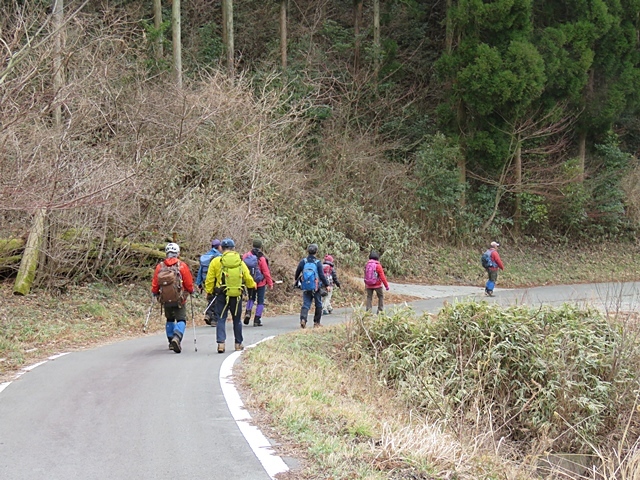 鞍岳（北尾根コース）周回。27日。_f0357487_19475516.jpg