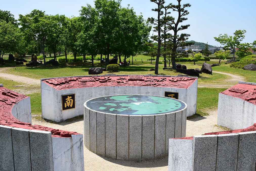 備中高松城跡と古戦場を歩く。 その1 <高松城址公園・三ノ丸~二ノ丸>_e0158128_18442748.jpg
