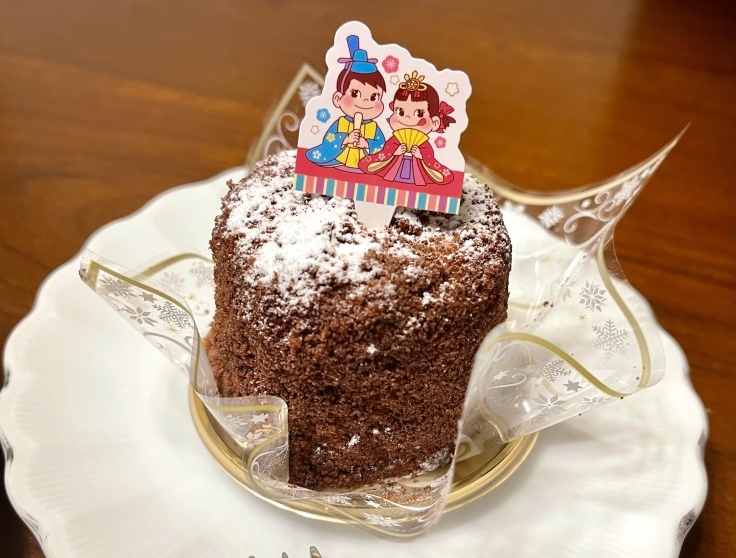 不二家でケーキ買った ひな祭り よく飲むオバチャン 本日のメニュー 不二家でケーキ買った ひな祭り よく飲むオバチャン 本日のメニュー