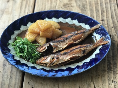グルクン唐揚げ グルクン揚げ煮 六丁目日記 グルクン唐揚げ グルクン揚げ煮 六丁目日記