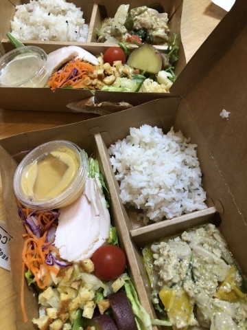 いちごのシフォンロールケーキ_a0214059_21003083.jpeg