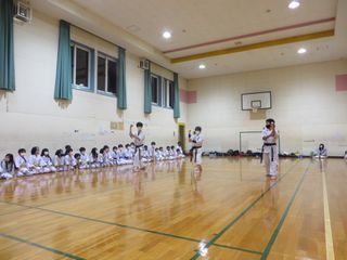 金曜空手　発寒教室_c0118332_23430305.jpg