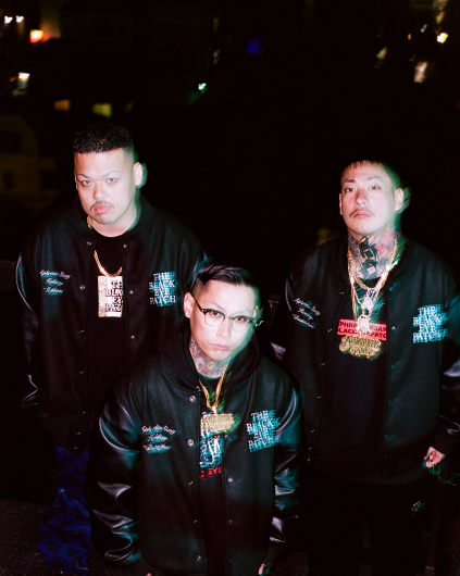 BlackEyePatch x APHRODITE GANG HOLDINGS : dogdays BlackEyePatch x APHRODITE GANG HOLDINGS : dogdays