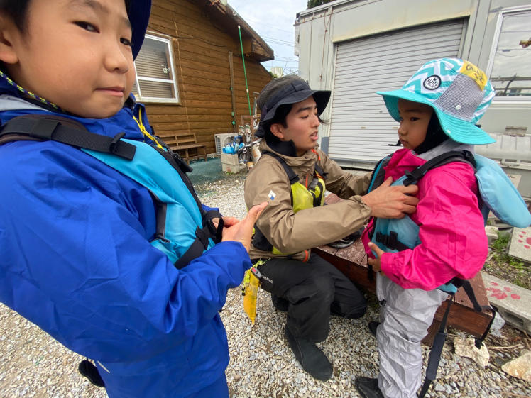 春のあおぞら学童クラブ〔3/6〕今年最初の海遊びは、SUPに乗って青い海にこぎ出そう〜!足湯に焚き火にあったまるイベントも!_d0363878_20491094.jpg