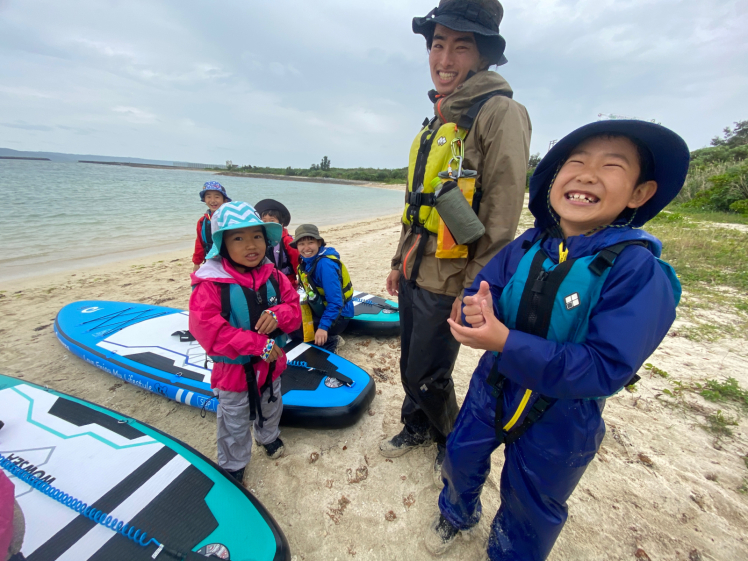 春のあおぞら学童クラブ〔3/6〕今年最初の海遊びは、SUPに乗って青い海にこぎ出そう〜!足湯に焚き火にあったまるイベントも!_d0363878_20543046.jpg