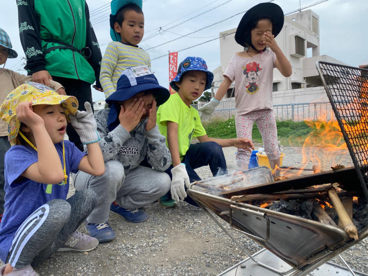 春のあおぞら学童クラブ〔3/6〕今年最初の海遊びは、SUPに乗って青い海にこぎ出そう〜!足湯に焚き火にあったまるイベントも!_d0363878_20570790.jpg