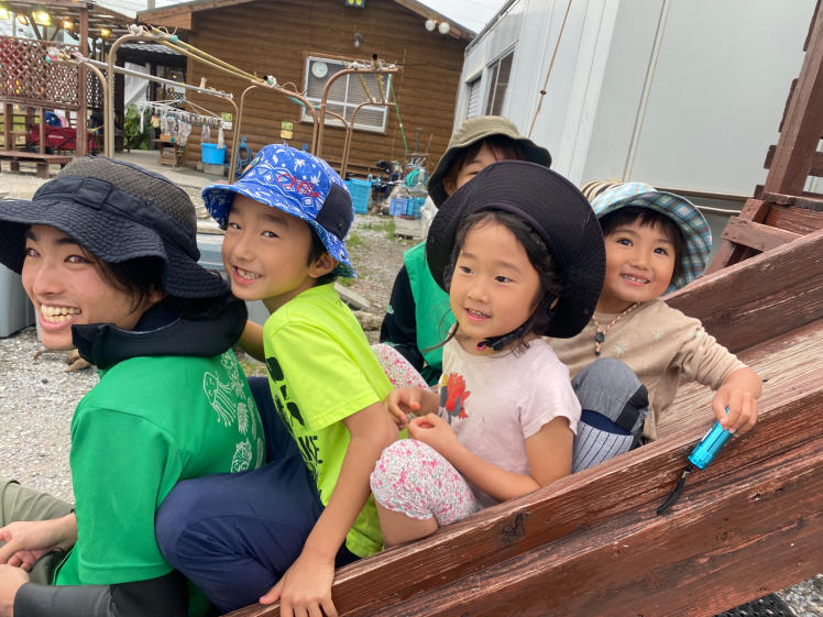 春のあおぞら学童クラブ〔3/6〕今年最初の海遊びは、SUPに乗って青い海にこぎ出そう〜!足湯に焚き火にあったまるイベントも!_d0363878_20574389.jpg