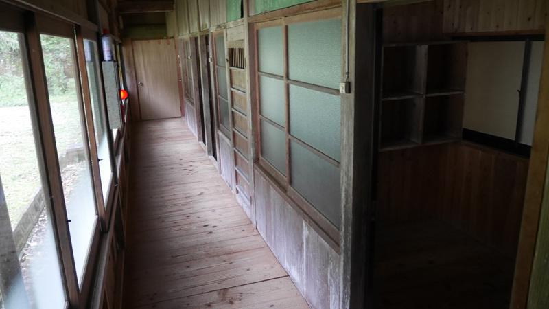三瓶高原の片隅に沸く濃厚な炭酸の湯-小屋原温泉・熊谷旅館_a0385880_19510212.jpg