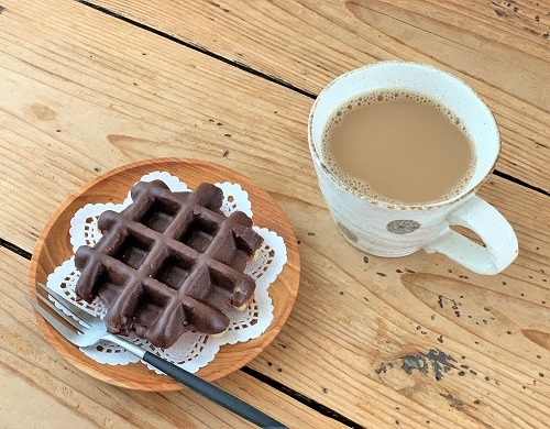 業務スーパーのおススメ品 『チョコレートワッフル』♪_d0249193_15243141.jpg