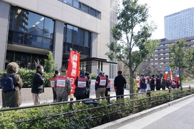 3月3日昼、JR西日本本社前行動を闘った_d0155415_14410889.jpg