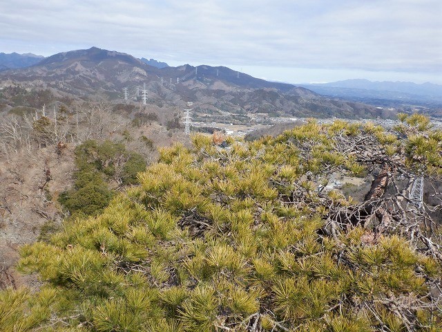 下仁田町　早春の西上州は藤山から岩山へのシビれるナイフリッジではじまった　　　　　Mount Fuji in Shimonita, Gunma_f0308721_21573149.jpg