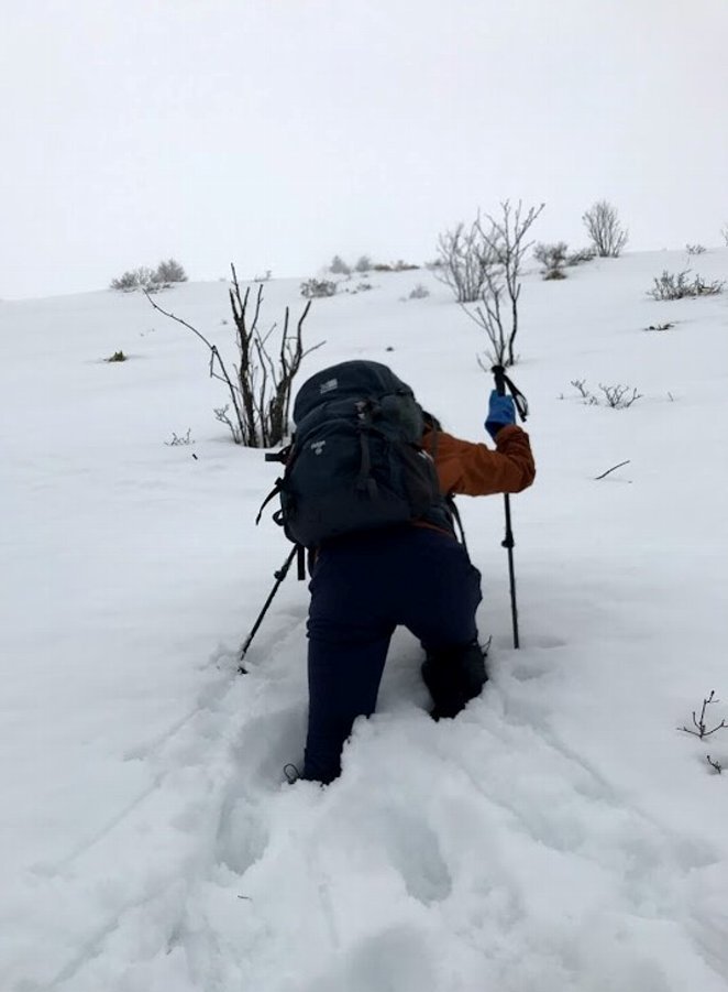 【YOC雪山隊】早春の湯ノ丸山は踏み抜き地獄だった（涙）　by隊長_b0094033_13320799.jpg