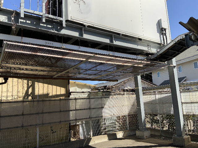 Y と 駐輪場屋根 と H 物件と 明日の準備_f0031037_16583566.jpg