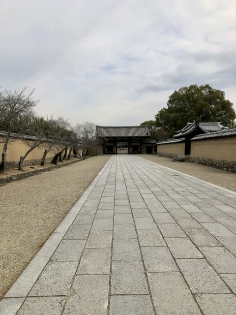 奈良の旅 16 法隆寺夢殿_a0092659_15183247.jpeg