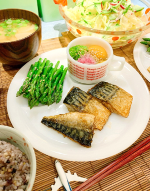 コウさんの さばの甘辛照り焼き 作ってみたー Buzz Ver 2 コウさんの さばの甘辛照り焼き 作ってみたー Buzz Ver 2