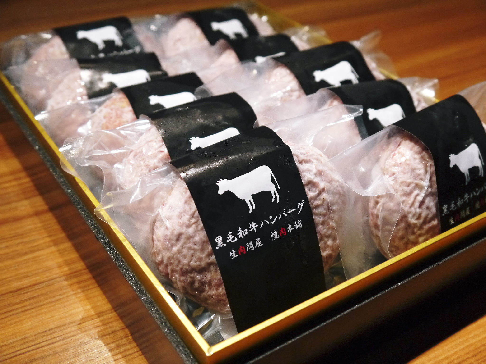 毎月1回の限定販売!熊本県産A5ランク黒毛和牛100%のハンバーグステーキ!2月は16日発送! _a0254656_18114003.jpg