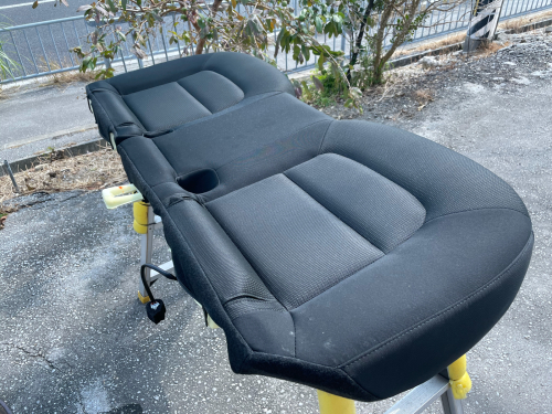 食用油こぼした シート洗浄 なーべーのリペア奮闘記