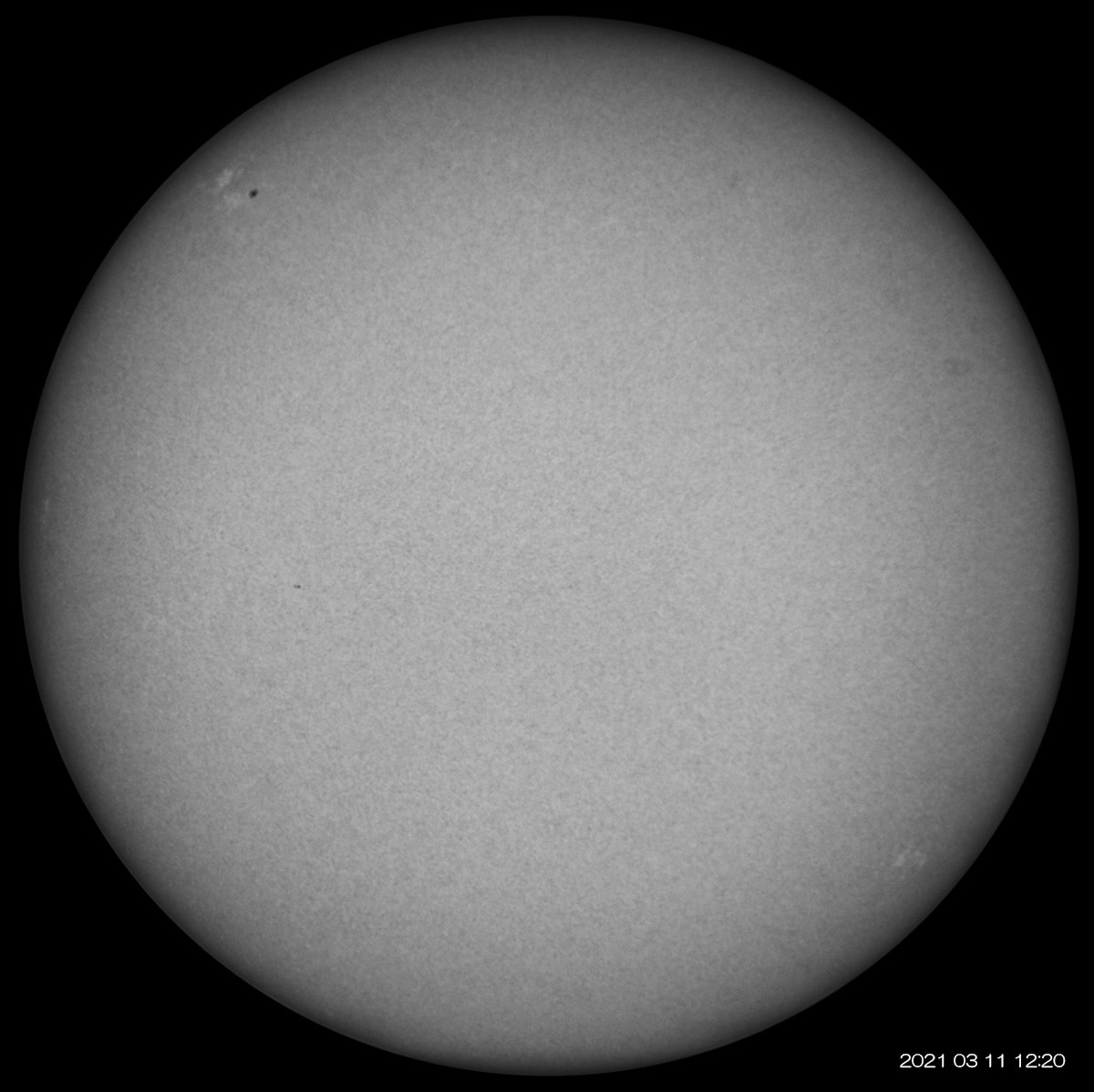 3月11日の太陽_e0174091_18335025.jpg