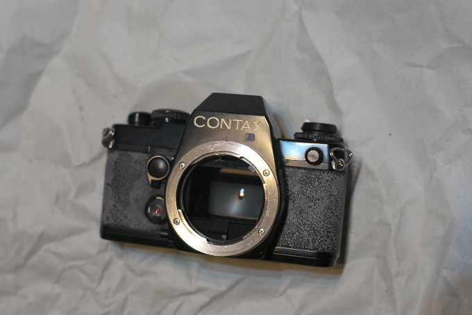 CONTAX 139Quartz D個体のはなし : 背景放射 CONTAX 139Quartz D個体のはなし : 背景放射