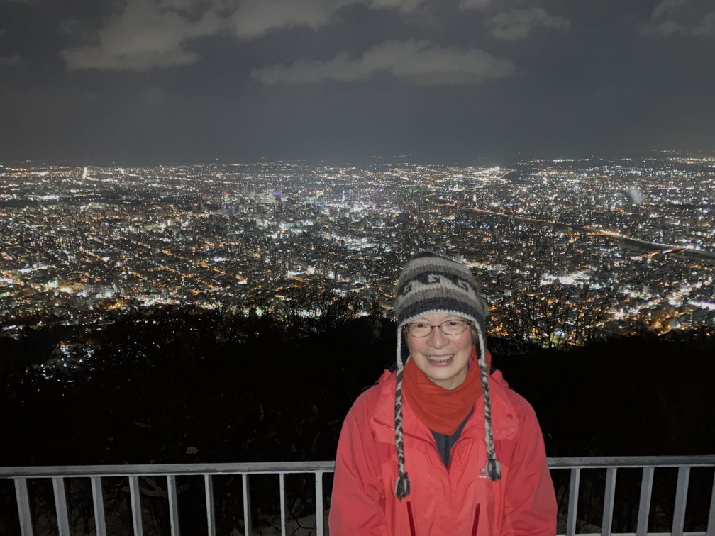 2021年1月 『札幌の裏庭を登る、そして食べる』 January 2021 \"Winter Hiking and Eating in Sapporo\"_c0219616_09482099.jpg