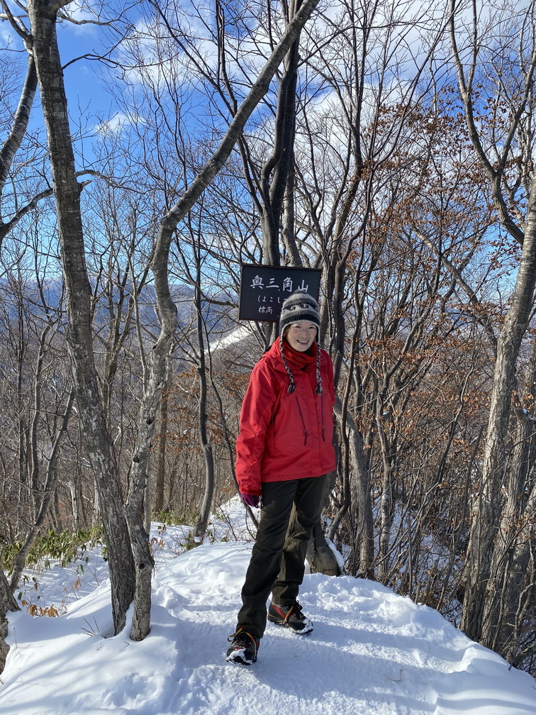 2021年1月 『札幌の裏庭を登る、そして食べる』 January 2021 \"Winter Hiking and Eating in Sapporo\"_c0219616_09494905.jpg