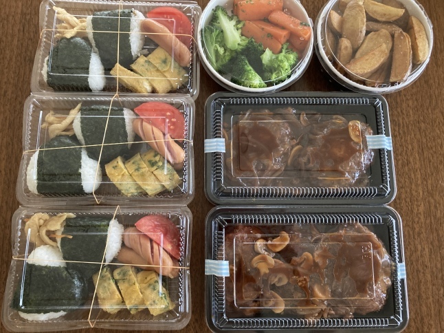 ばあばeats 金時豆と煮込みハンバーグ_d0348118_12150610.jpeg