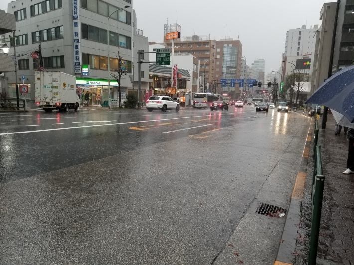 春雷のなかをゴッホに会いに_e0016828_10233426.jpg