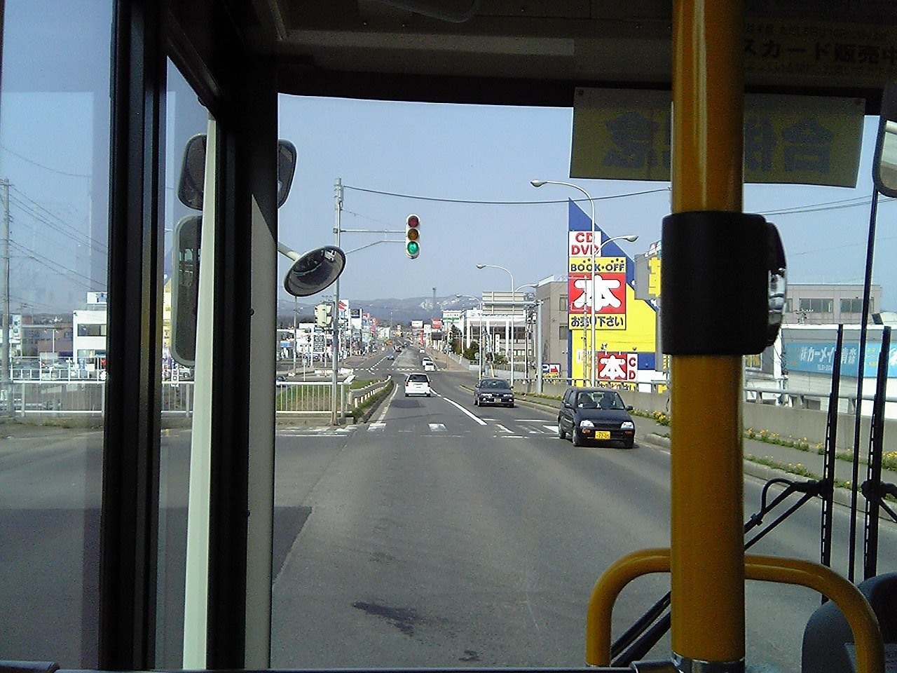 2005/5GW 青森怪所めぐり~梵珠山、三内丸山遺跡、恐山、日本中央の碑、キリストの墓、大石神ピラミッド、仏ヶ浦遠景ほか(暫定報告書)携帯デジカメ版_b0116271_16122860.jpg