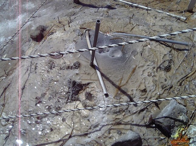 2005/5GW 青森怪所めぐり~梵珠山、三内丸山遺跡、恐山、日本中央の碑、キリストの墓、大石神ピラミッド、仏ヶ浦遠景ほか(暫定報告書)携帯デジカメ版_b0116271_16420469.jpg