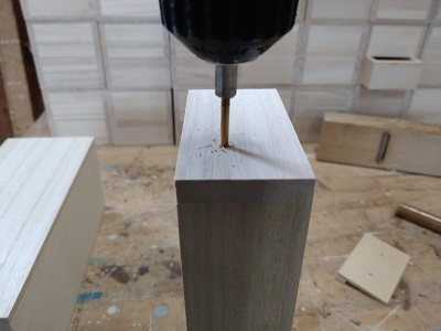 桐箱製作中_e0269185_23562346.jpg