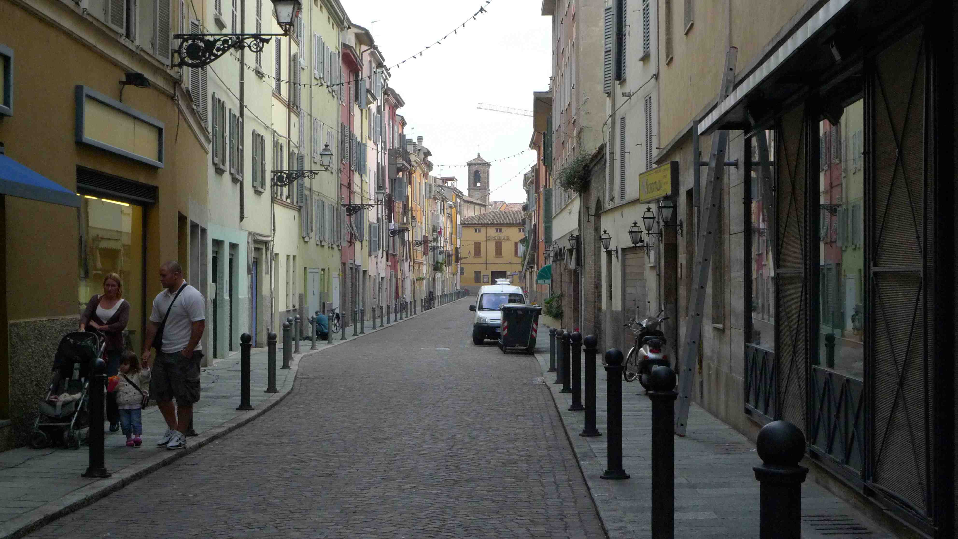 6 美食家でもないのに とりあえず生ハムを食べに僕はパルマを目指した イタリア パルマ ヨーロッパ てくてく パシャリ 旅 By Kazoo