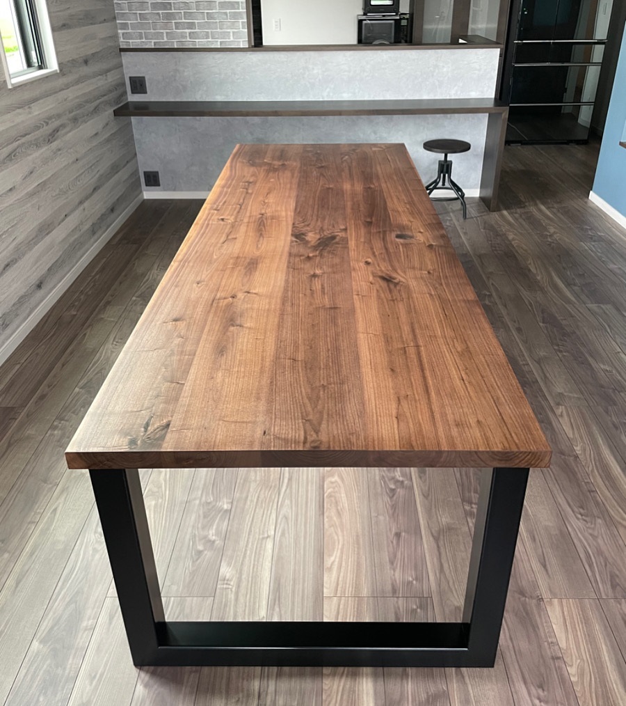 DINING TABLE_c0146581_11141349.jpg
